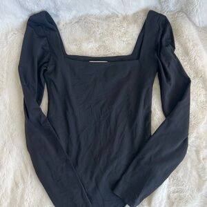 Aritzia Babaton square neck long sleeve bodysuit